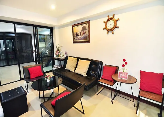 Zen Suthisan Hotel *
